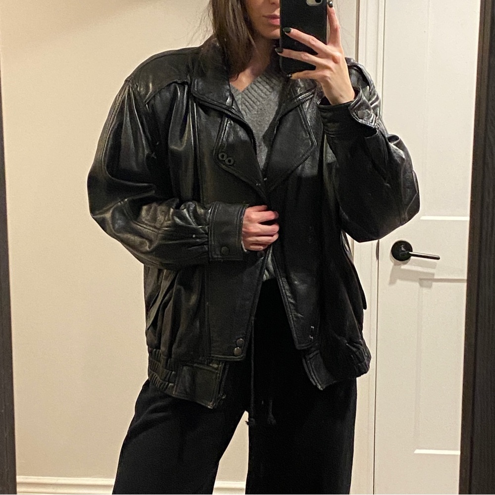 Vintage Leather Bomber Jacket